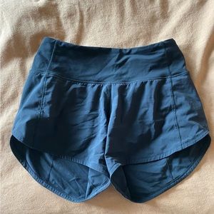 Lululemon 4” mid-rise speed up shorts